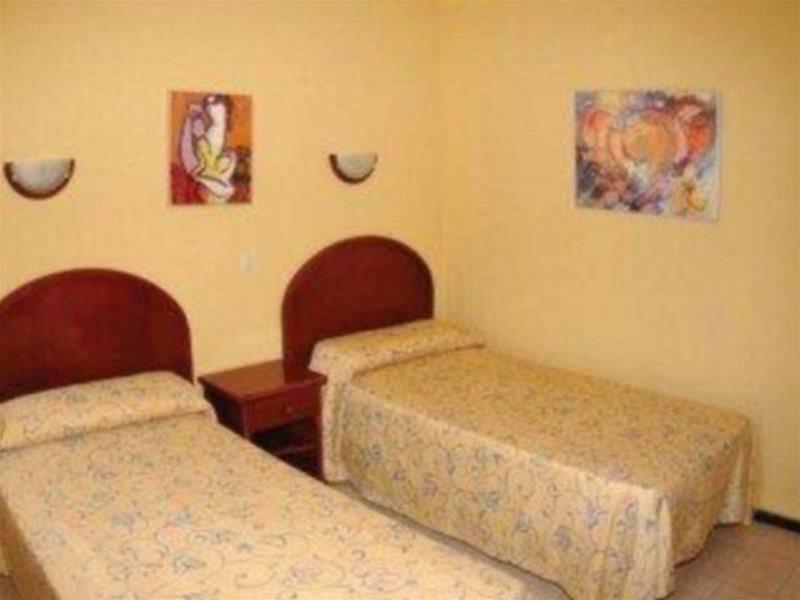 Apartamentos Omar Puerto Rico  Eksteriør billede